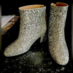 Ladies silvery glitter back zip boots size 7.5